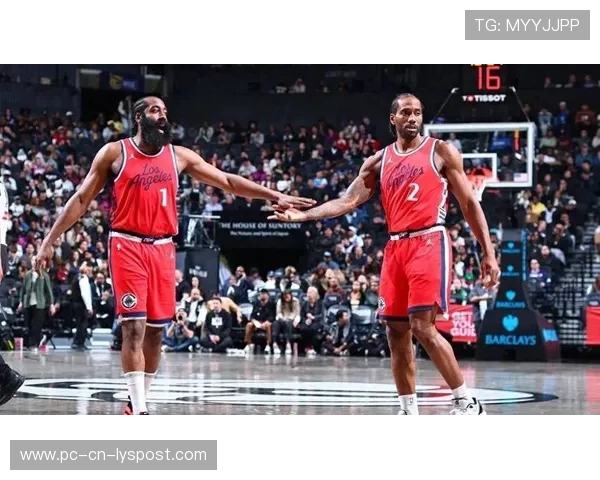 伦纳德完成抢断，洛杉矶快船直接反击