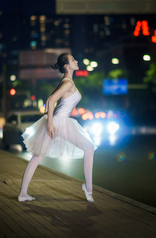 花样游泳世界杯落幕 中国队再夺多金，花样游泳中国决赛